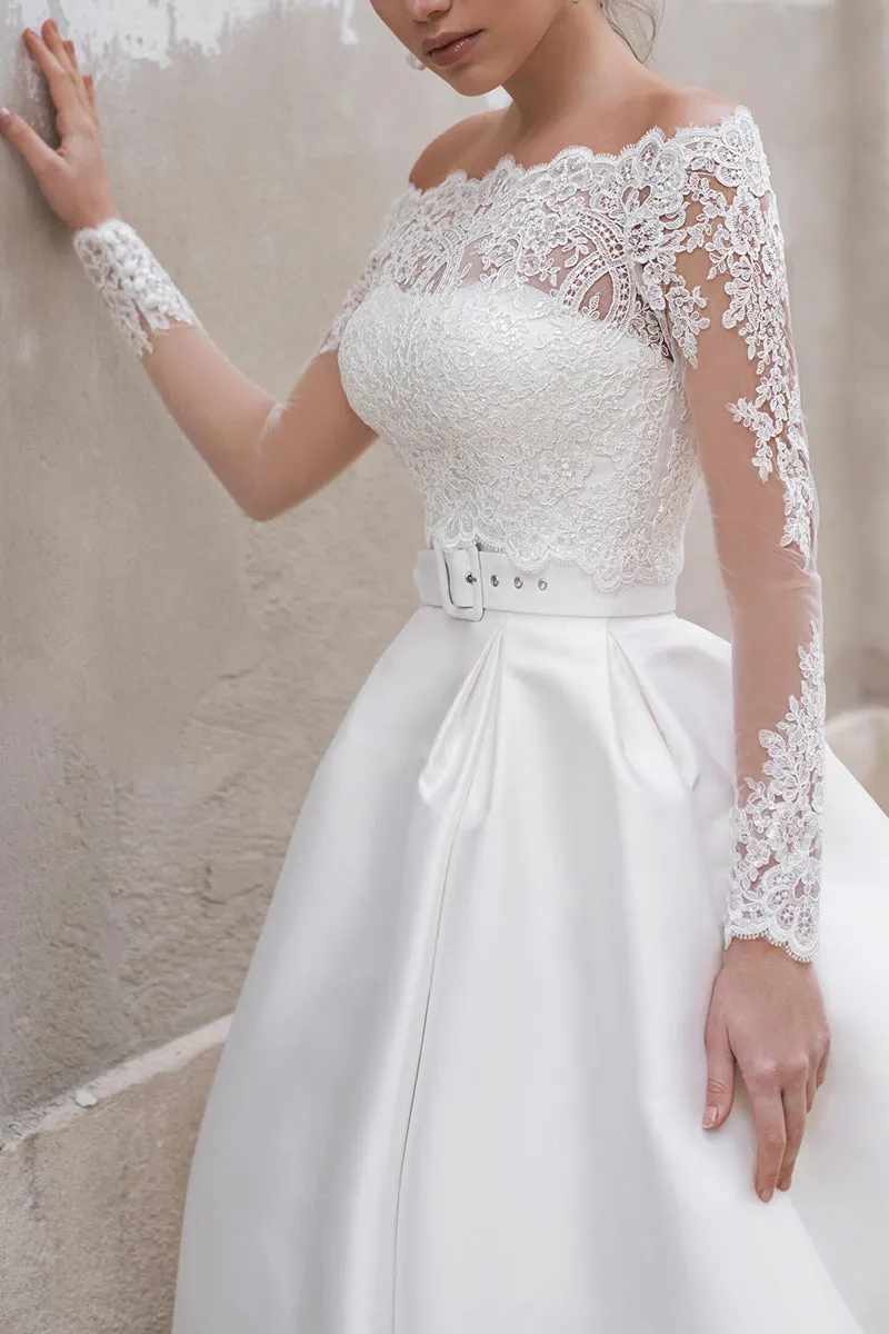 Ball Gown Satin Wedding Dress with Detachable Shawl Rustic Bridal Gown QW2274